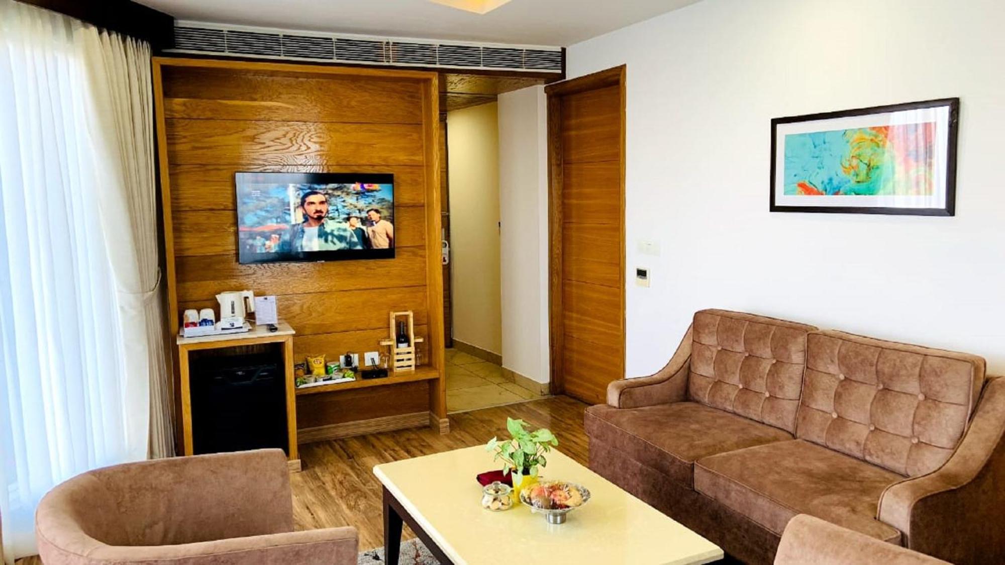 Jk Clarks Exotica Hotel Dalhousie Kültér fotó