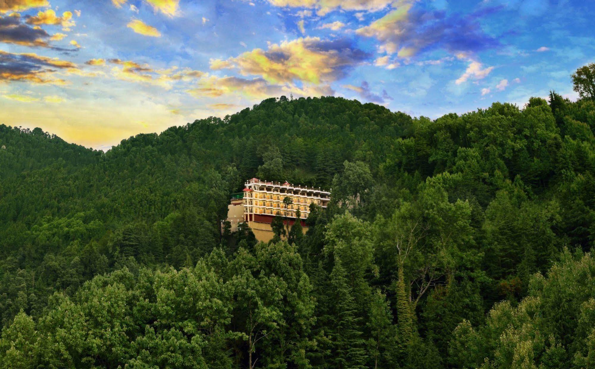 Jk Clarks Exotica Hotel Dalhousie Kültér fotó