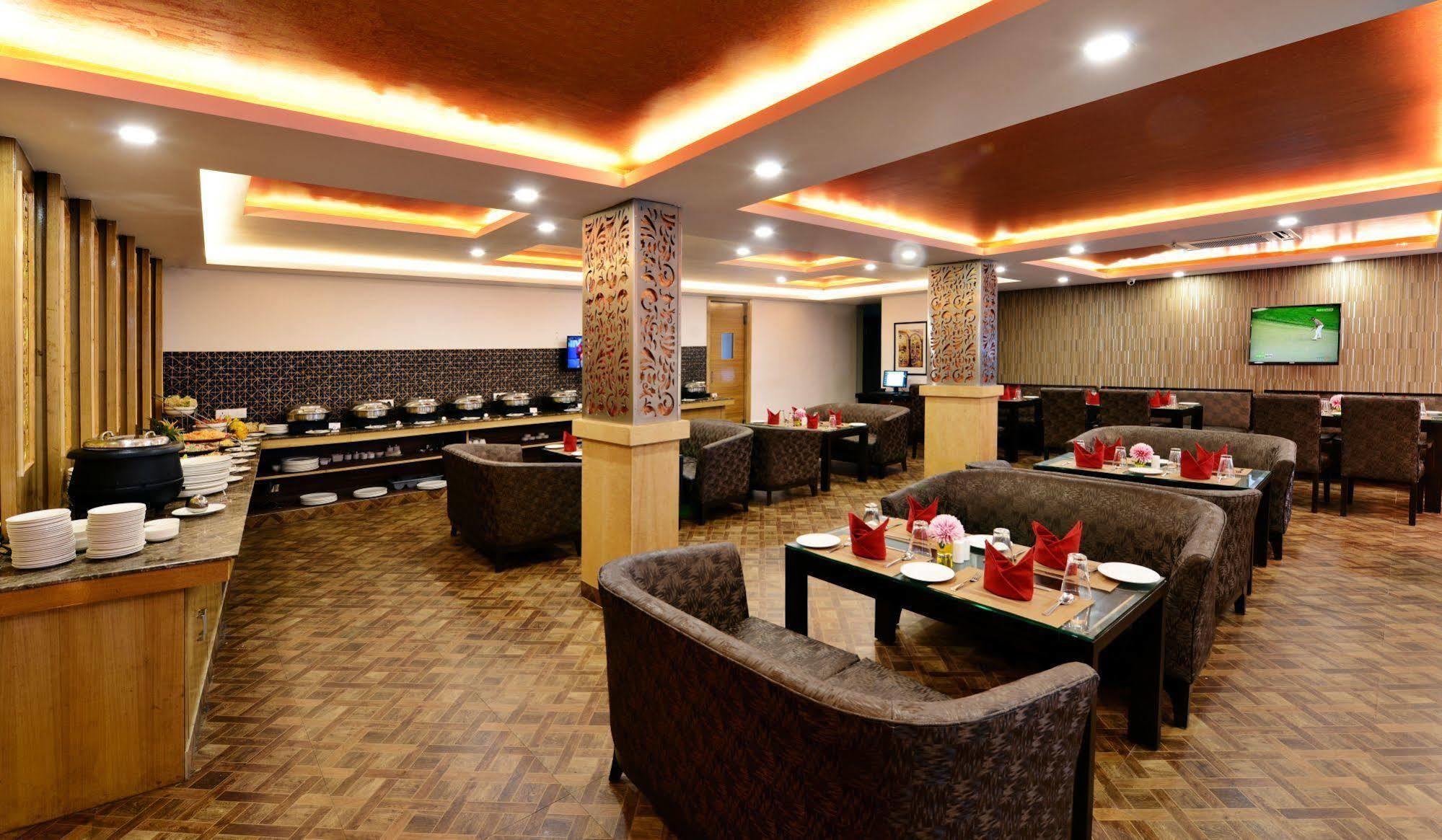 Jk Clarks Exotica Hotel Dalhousie Kültér fotó