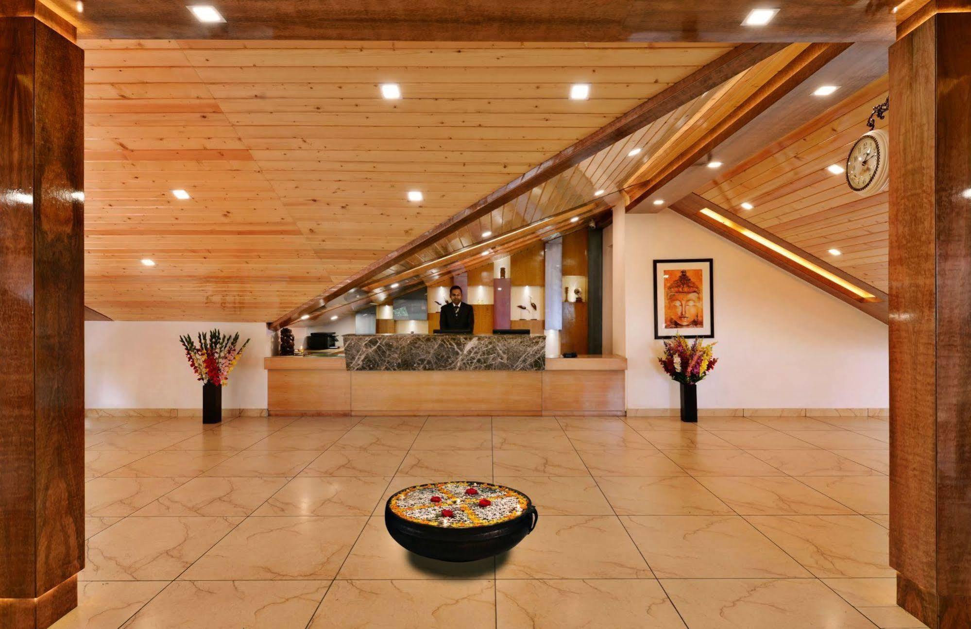 Jk Clarks Exotica Hotel Dalhousie Kültér fotó