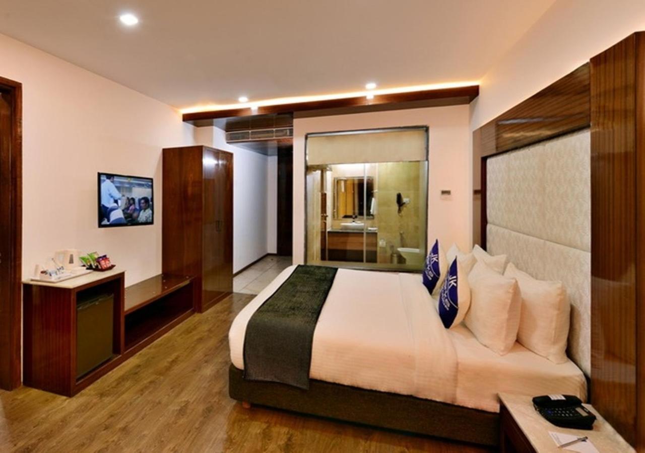 Jk Clarks Exotica Hotel Dalhousie Kültér fotó